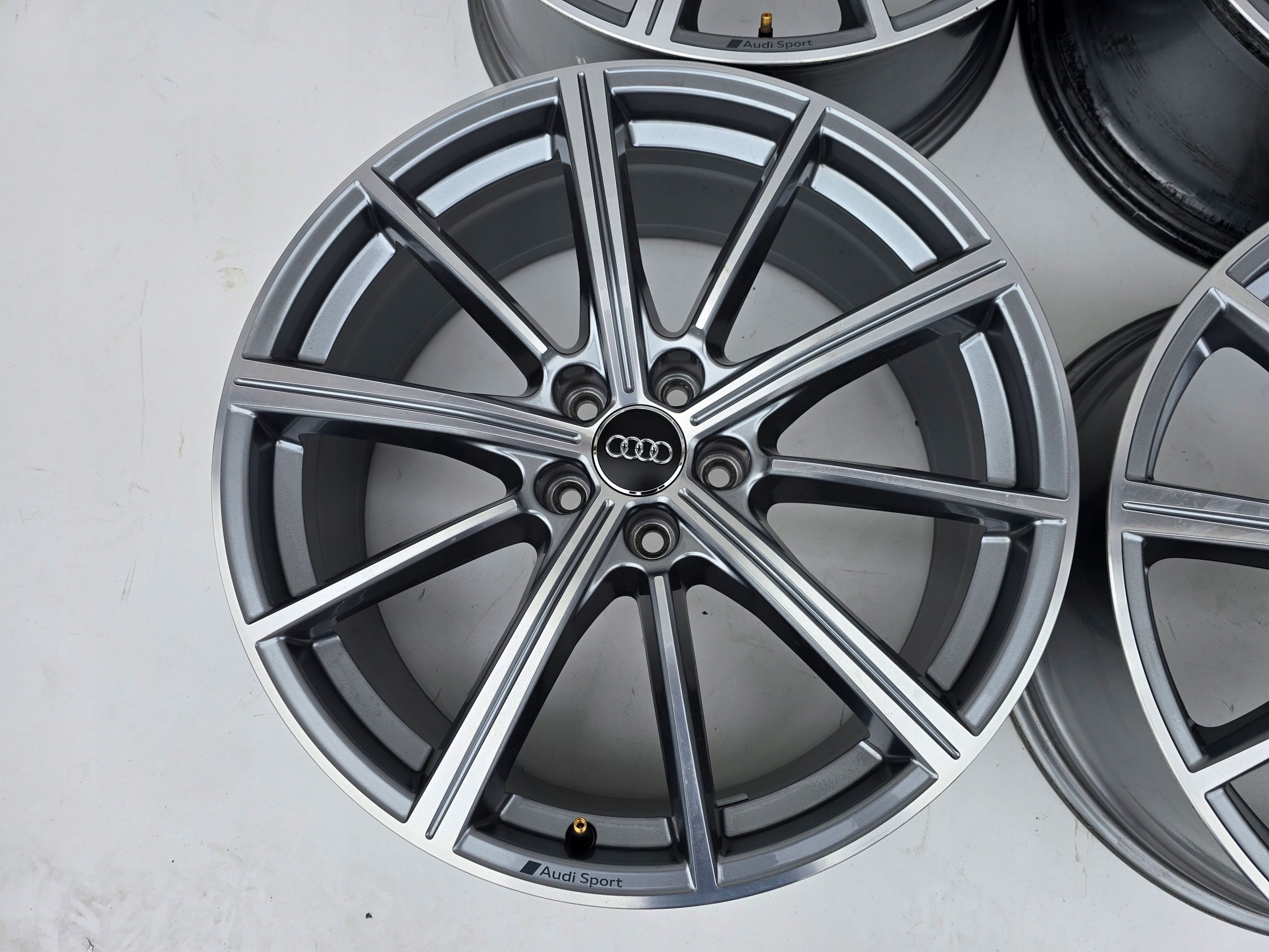 Audi Q5 S6 A6 C8 C7 A7 A8 S8 Q7 e Tron Audi Sport 20" 5x112 ET39…