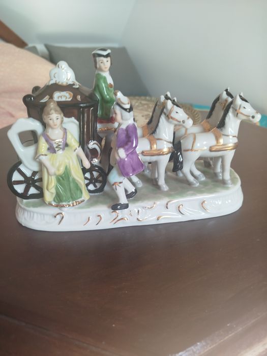 Figurka z porcelany Rococo