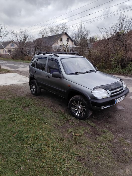 Продам ниву шевроле