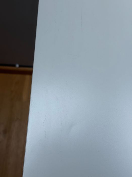 Przybiurkowa biała komoda na kółkach IKEA Micke