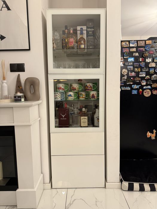 Sprzedam witryne IKEA Besta