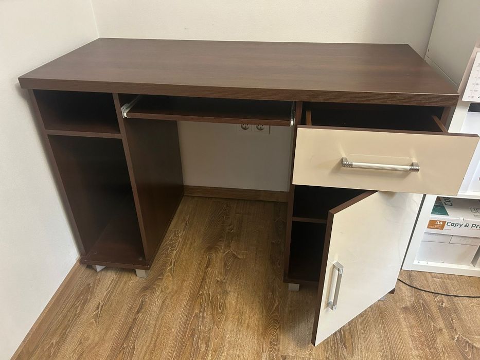 Biurko uzywane Bodzio