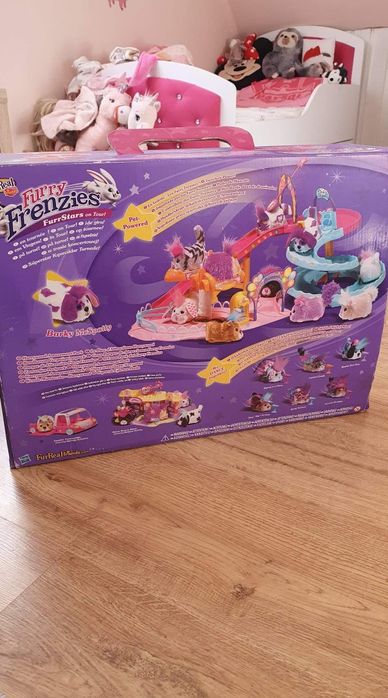 Hasbro furry frenzies park rozrywki tor kolejka górska