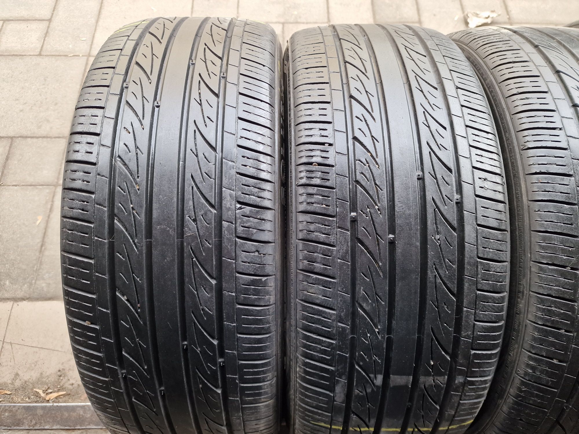 Летняя резина 215/45 R18 Kumho