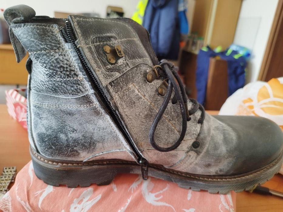Продам рабочі ботинки