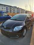 Toyota Auris Czarna Toyota Auris automat
