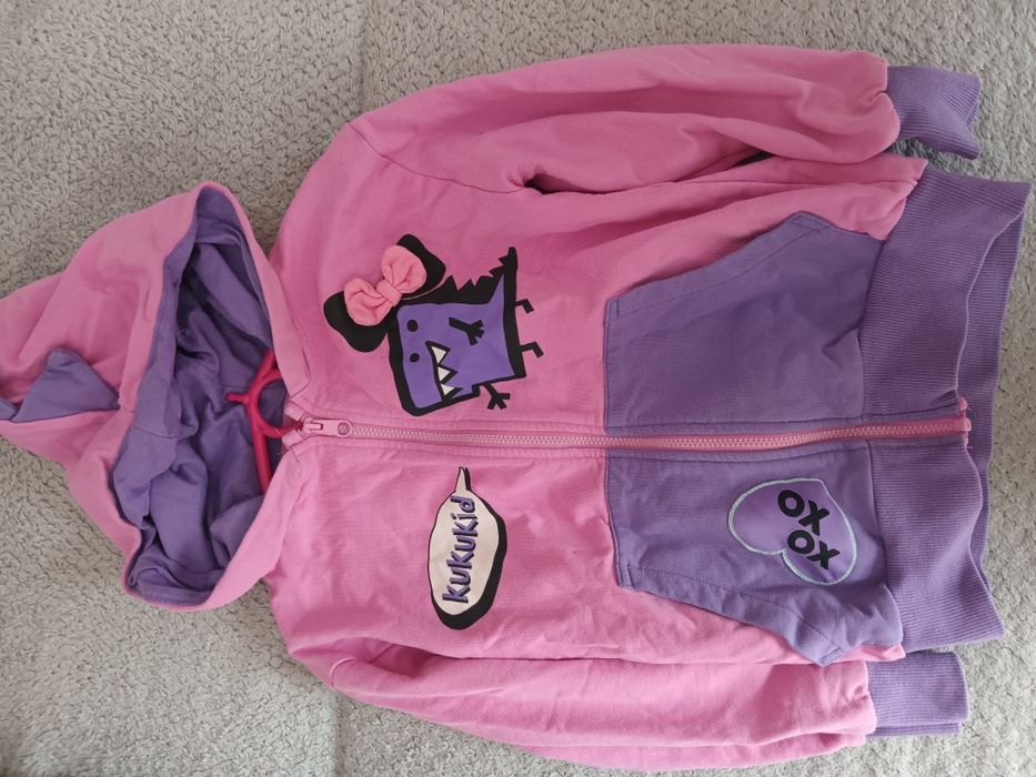 Bluza dla dziewczynki z kapturem 116