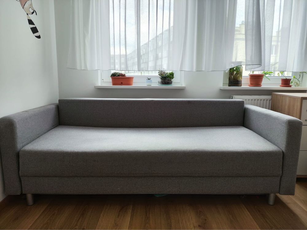 Kanapa / sofa z funkcją spania i pojemnikiem na pościel