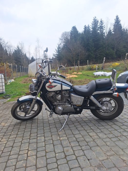 Honda SHADOW 1100