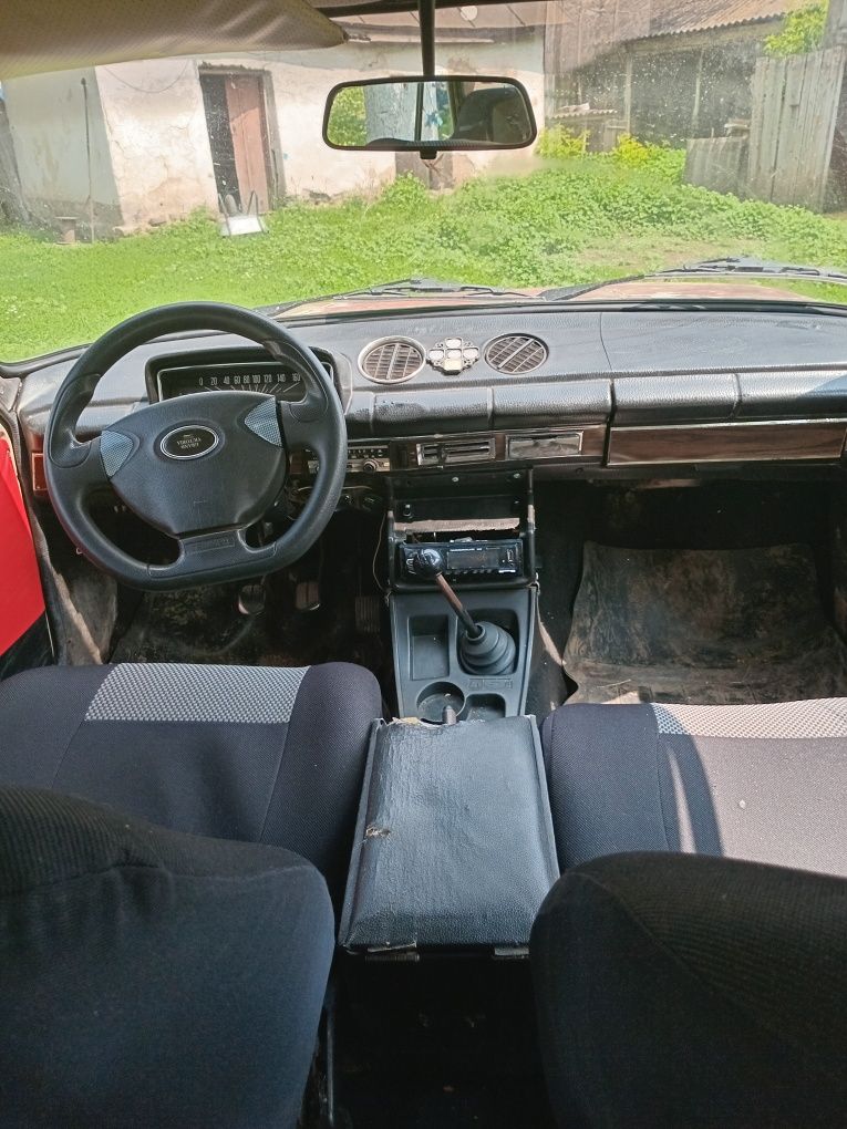 Автомобіль Ваз21013