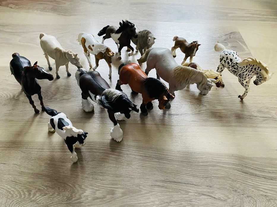Konie schleich/collecta