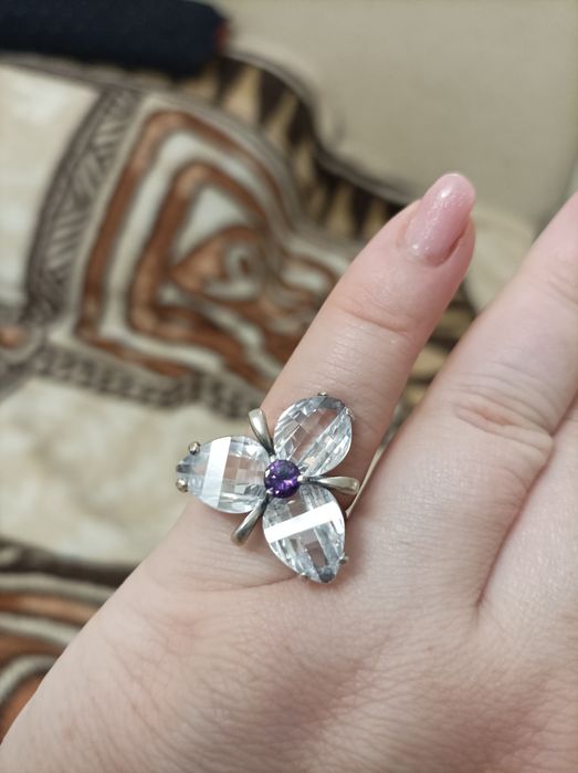 Продам серебряный набор 925 проба  43 гр.