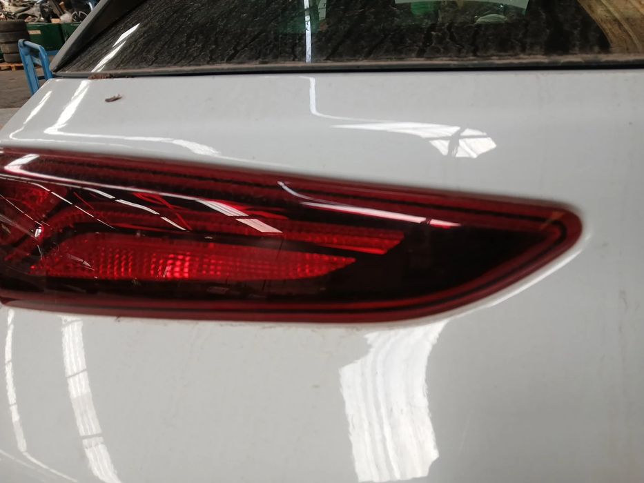 Farolim da mala esquerdo HYUNDAI Kauai (OS)