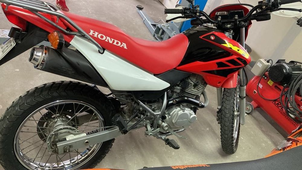 Honda xr 125cc z 2006r