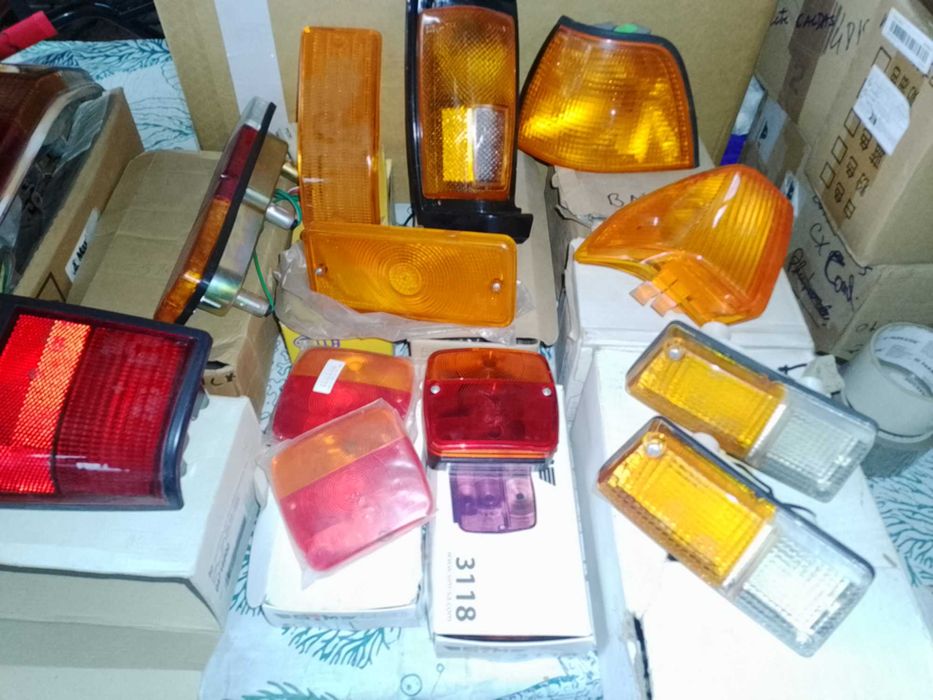 Clássicos antigos faróis ,farolins