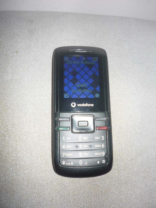 Telemóvel "Vodafone 231": 1 euro