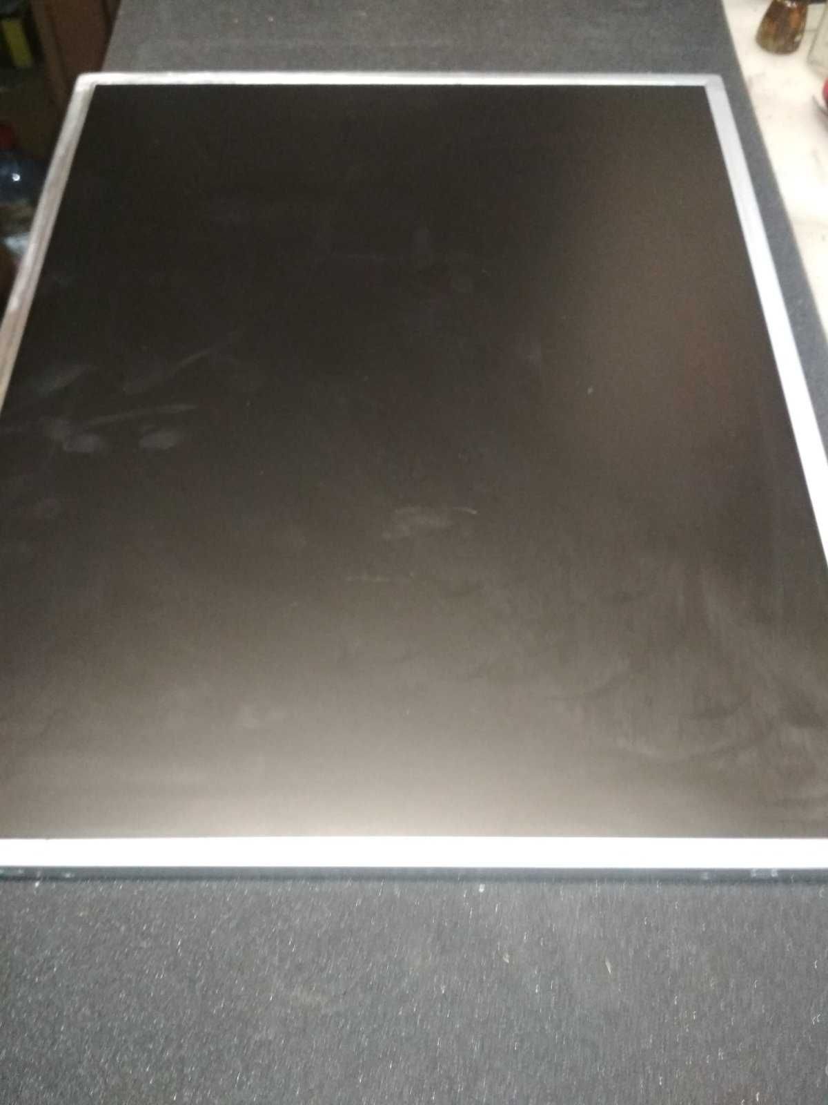Samsung E1920NR--розбiр битого