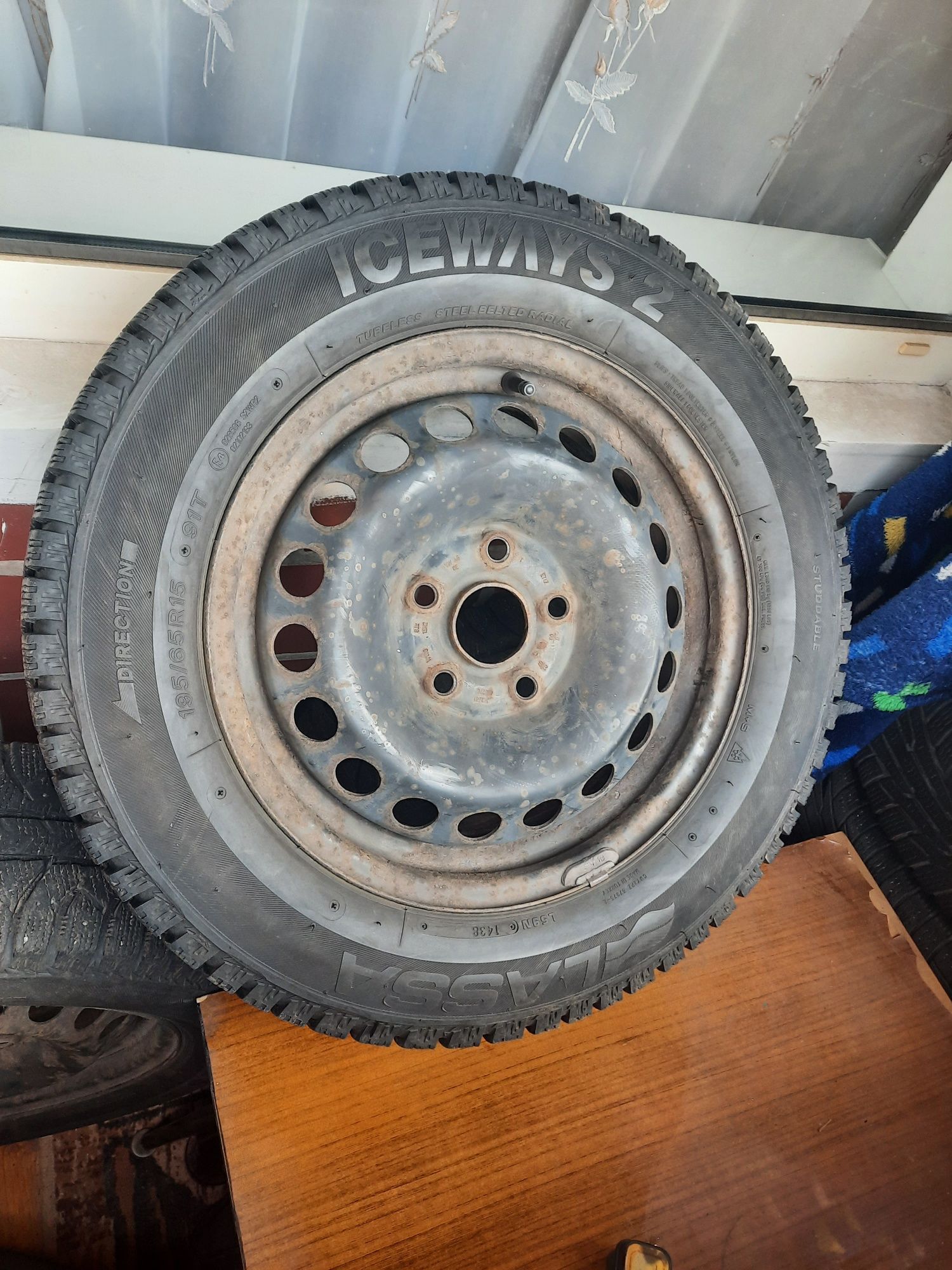 Комплект зимних колес Lassa Iceways 2 195/65 R15 5x112 skoda vw audi