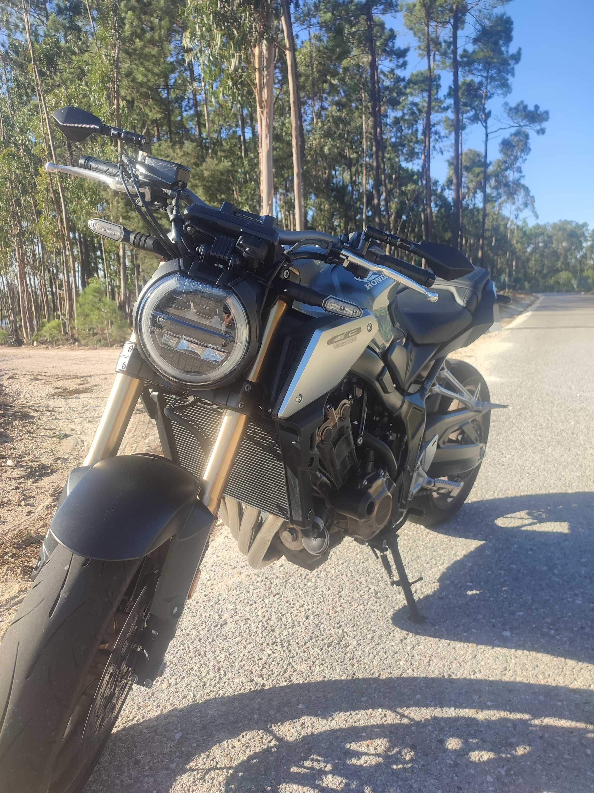 Honda cb650r 2022