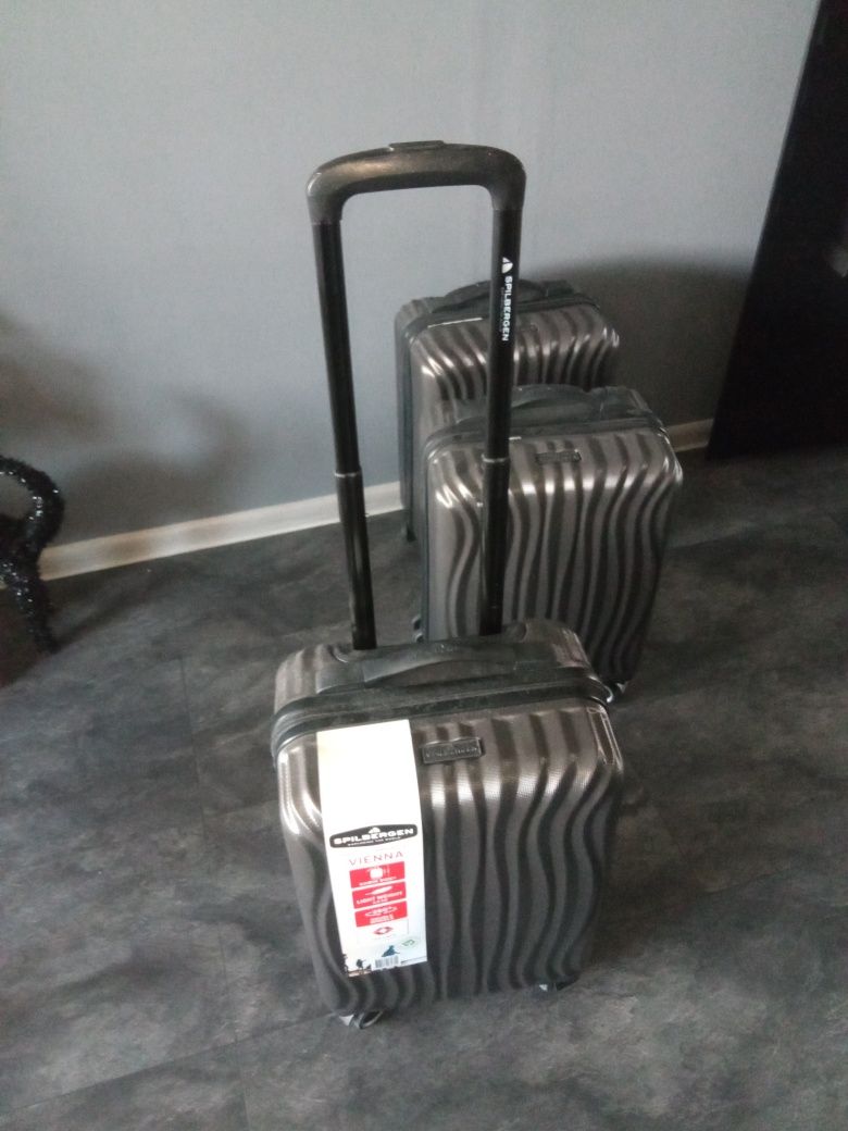 2 walizki walizka spilbergen 51x34x20 NOWE