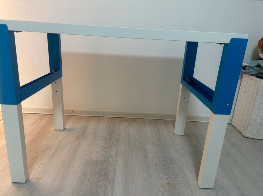 Dwa biurka IKEA Pahl 128 x 58 i 96 x 58