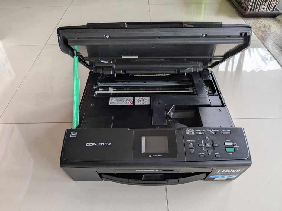 Impressora Multifunções jacto de tinta Brother DCP-J315W