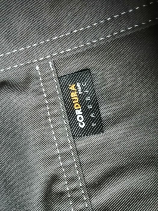 Firmowe spodnie robocze