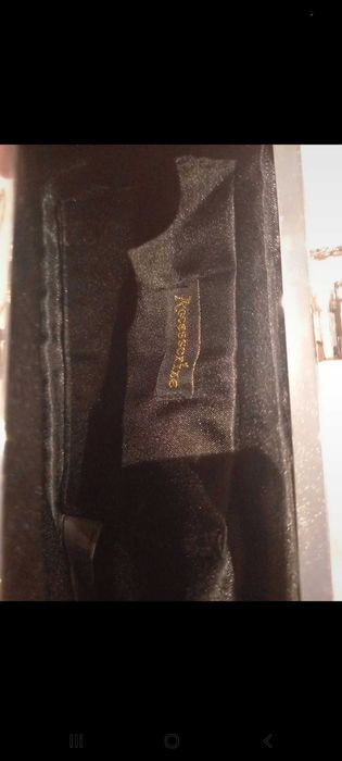 Pochete/Clutch de Toillette, preta, com alça metálica - Accessorize