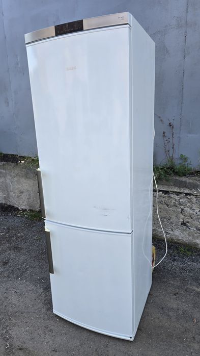 Продам робочий холодильник AEG висота 185 см ,суха заморозка