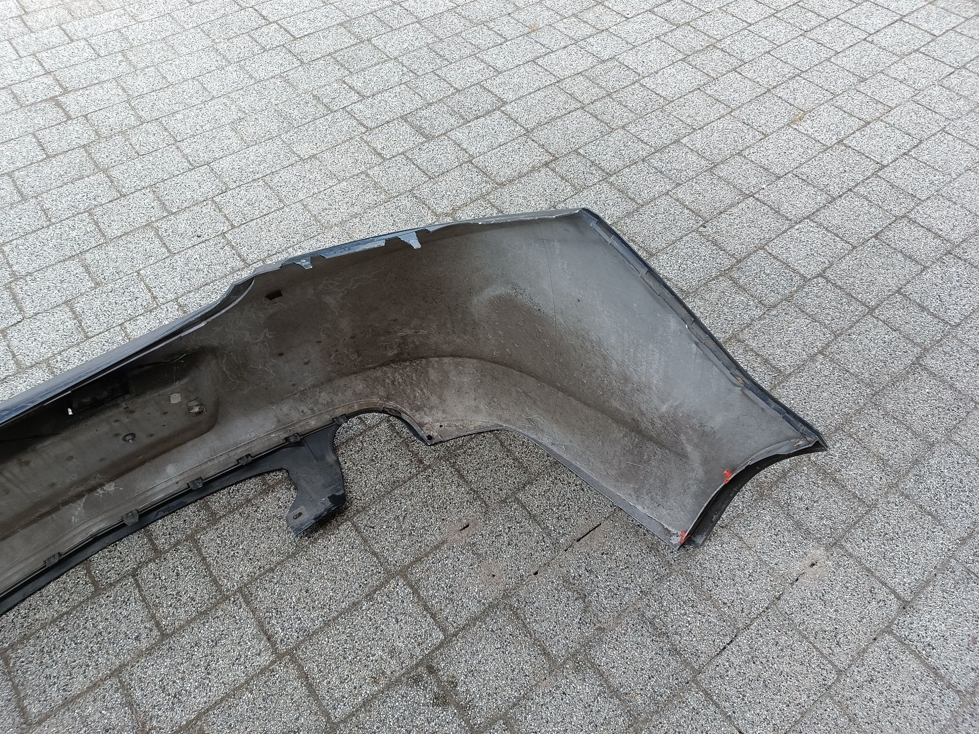 Opel Insignia A HB 08-13 - Zderzak tył Tylny 2rury Z168