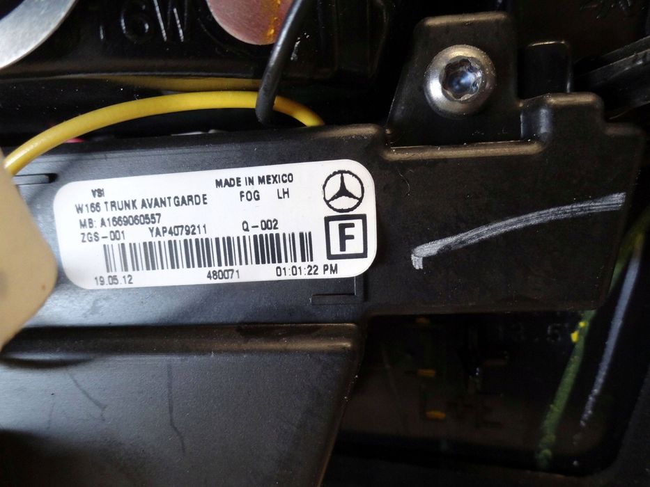 Mercedes-benz ML W166 12r. Suv Lampa Lewy tył Tylna