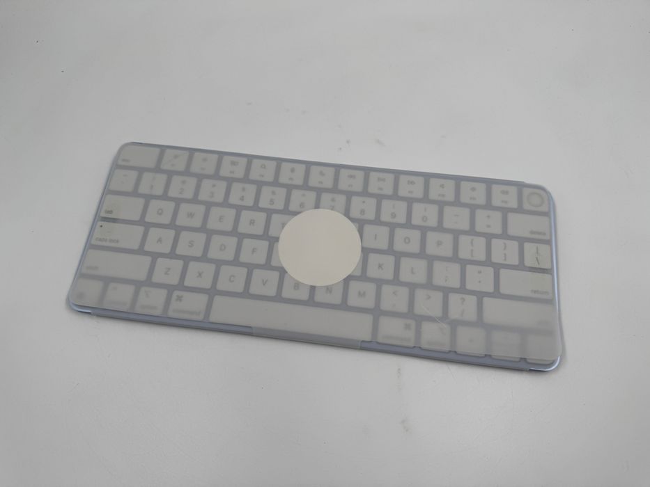 Apple Magic Keyboard with TouchID USB C