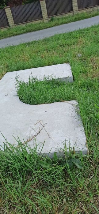 Boki na Mostek - Ścianka czołowa