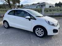 Kia Rio 1.1 CRDi Van - Revisão - Económico