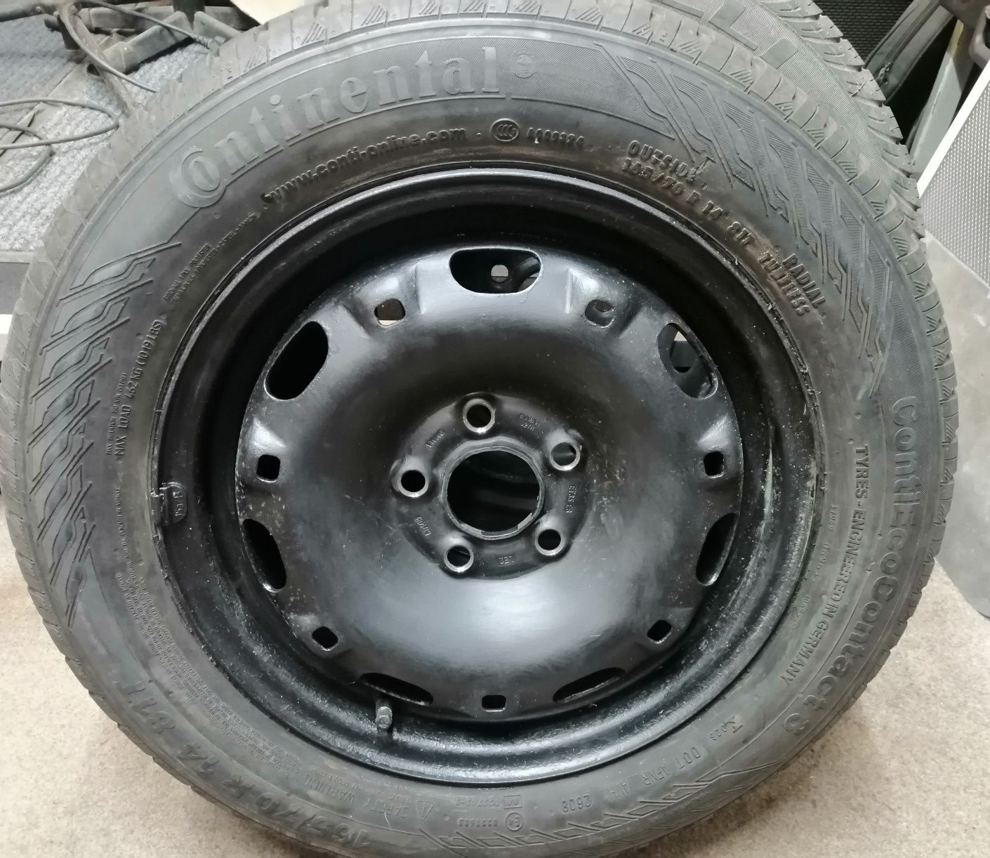 2 колеса в зборі на 14 з резиною pirelli та continental (літо)