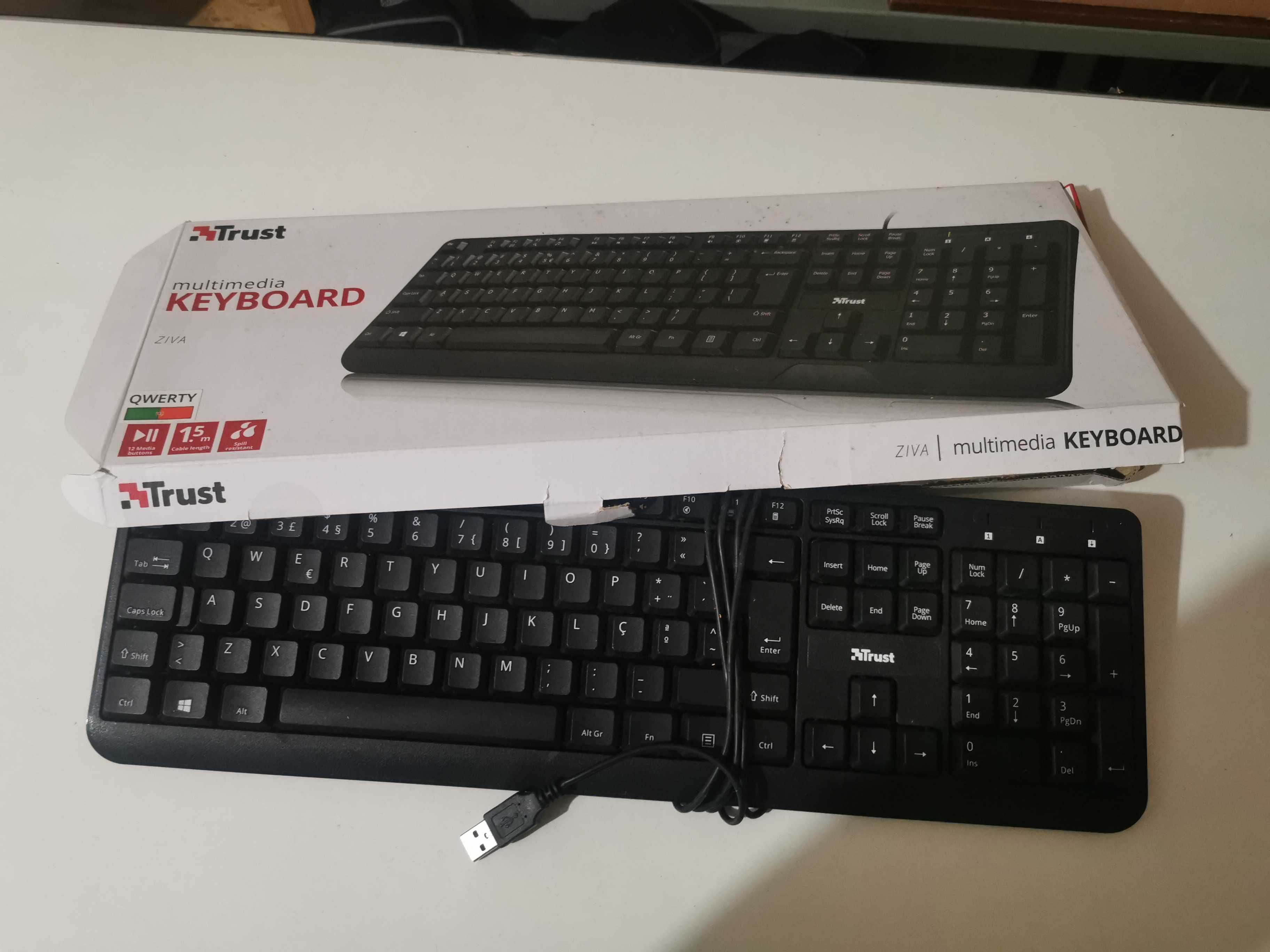 Teclado Trust Keyboard