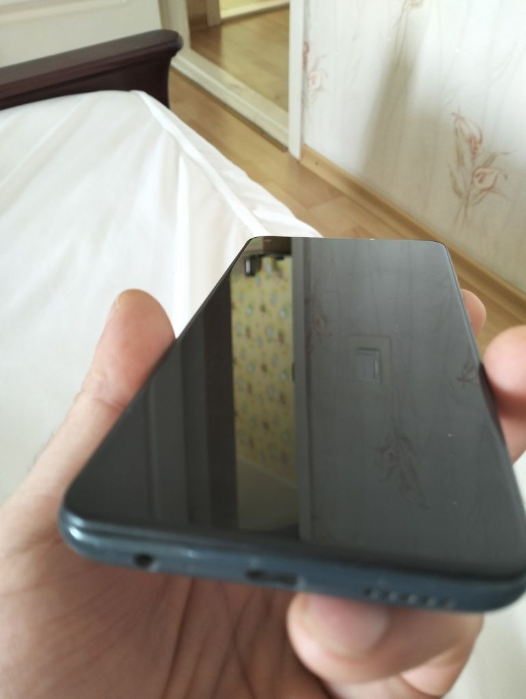 Продам Xiaomi redmi note 9
