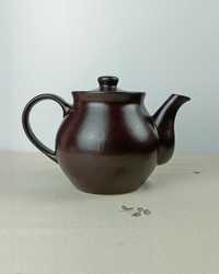 Brązowy ceramiczny czajnik vintage Dzban retro
