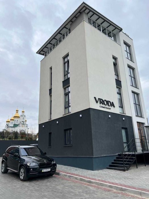 Комерційне приміщення — 48 м², 1-й поверх, ЖК “Оберіг”, м. Вараш