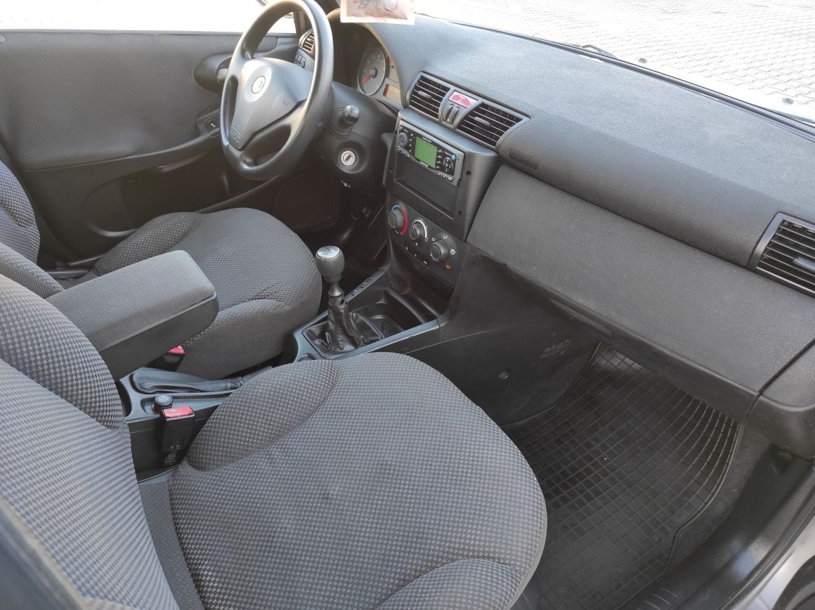 Fiat Stilo 1.6 Benz 2002r. 11 lat w jednych rękach Brak rdzy