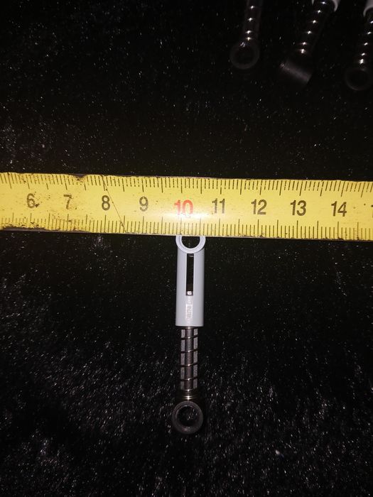 Запчастини до машинки лєго амортизатори