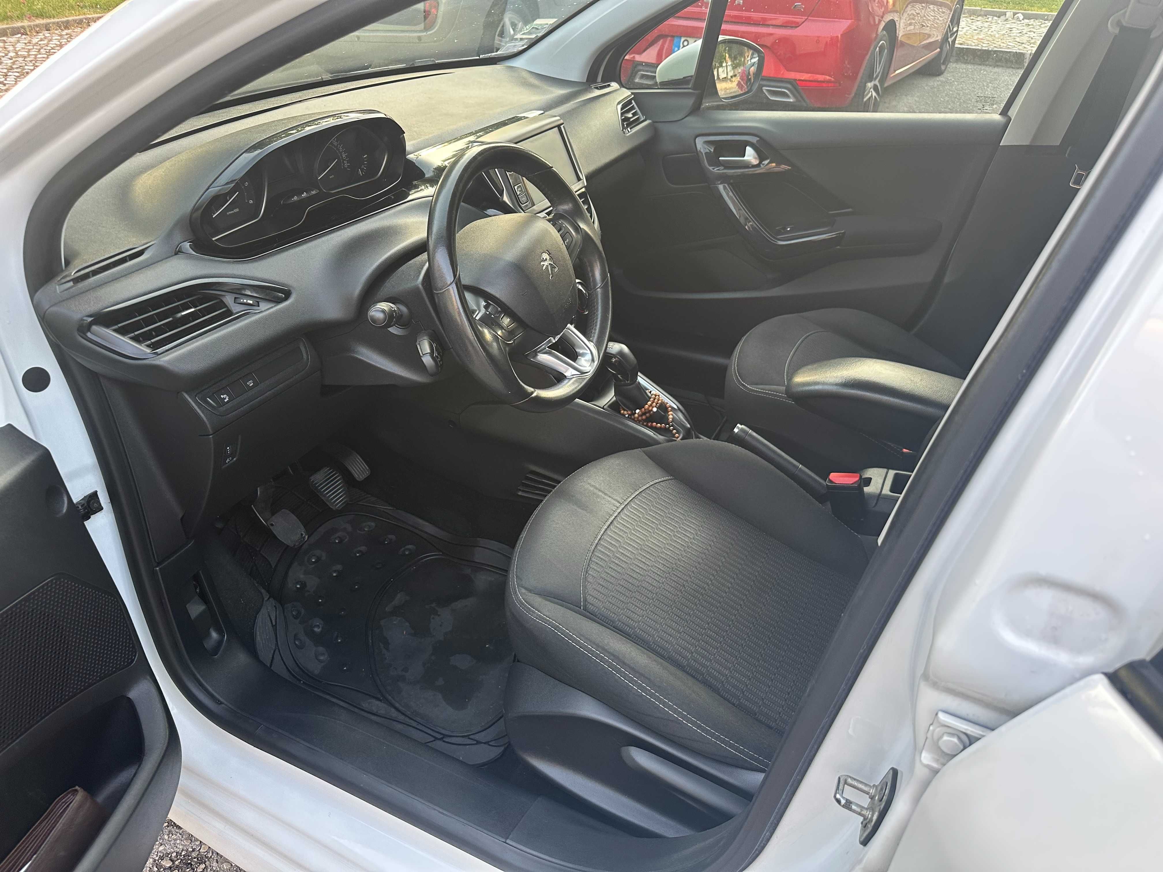 Peugeot 208 1,6hdi ALLURE