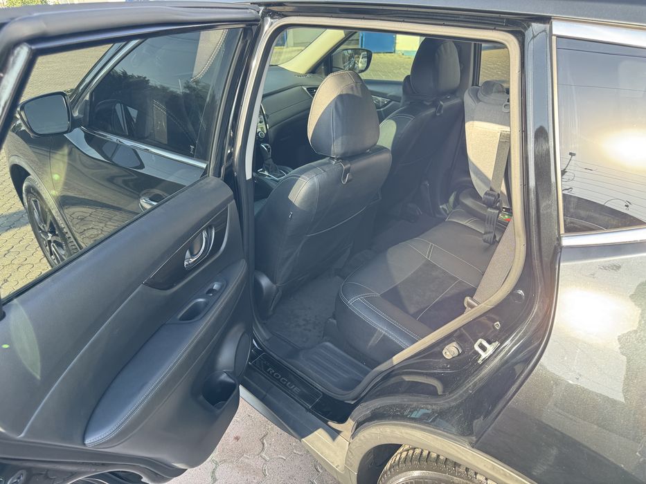 Продам Nissan Rogue SV