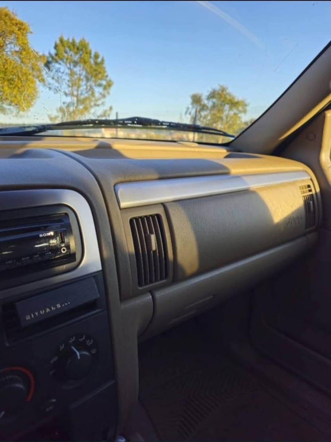 Jeep Grand Cherokee Laredo 2.7 Crd