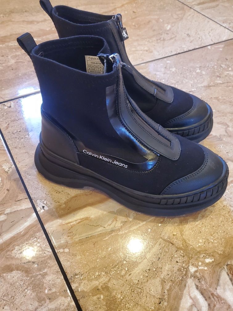 Calvin klein 32 nowe