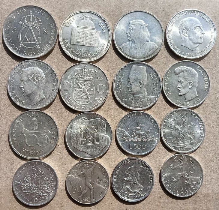 Продам монети срібні різноманітних країн