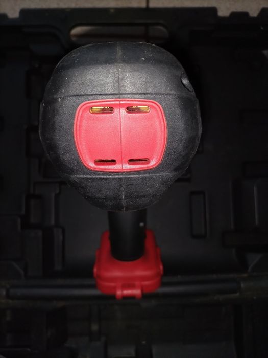 Для фур Квадрат 1/2Гайковерт  аккумуляторний EARTHQUAKE XT EQ12