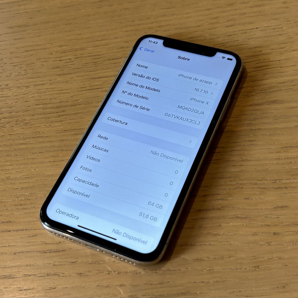 iPhone X 64GB bom estado
