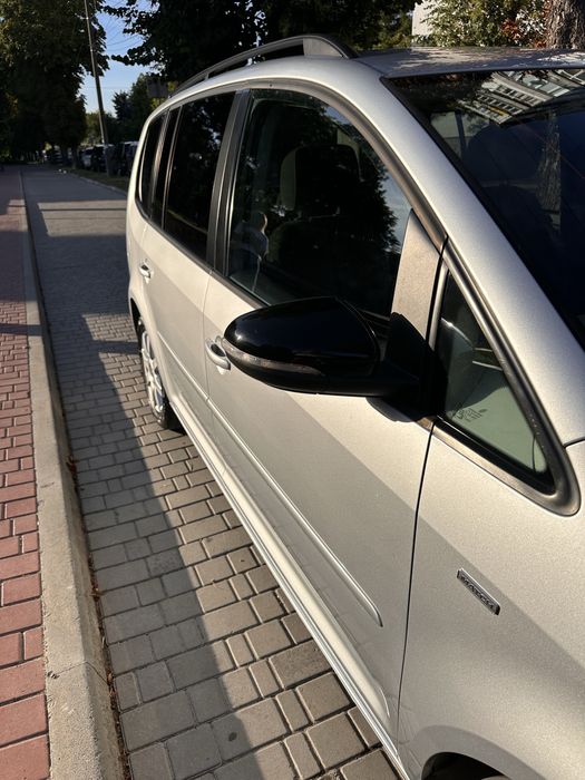 VW Touran 2013 максимальна комплектація ідеальний стан