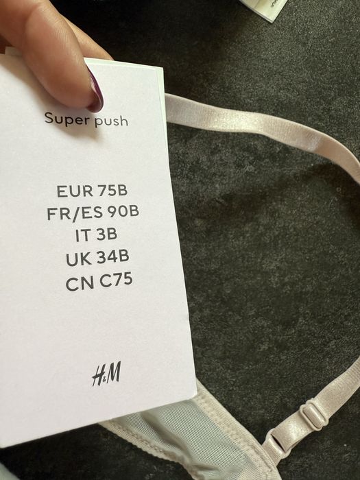 Бюстгальтер H&M 75B super push. Новые с бирками